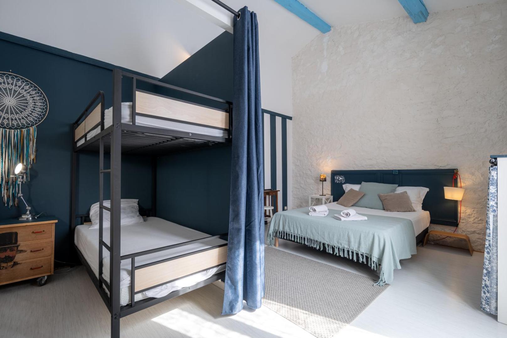 H De Surgeres Bed & Breakfast エクステリア 写真
